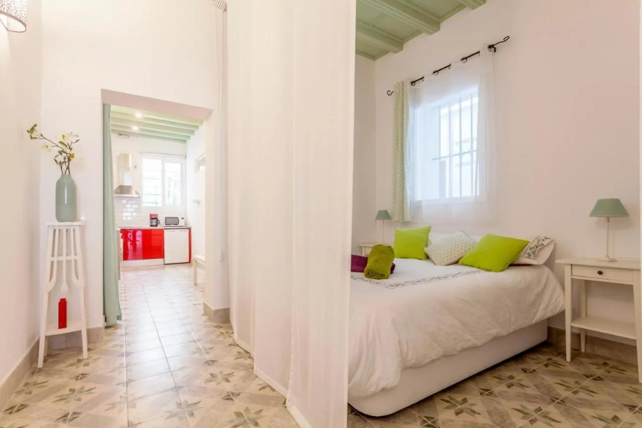 Wish Suite Pureza De Triana Sevilla 0*,